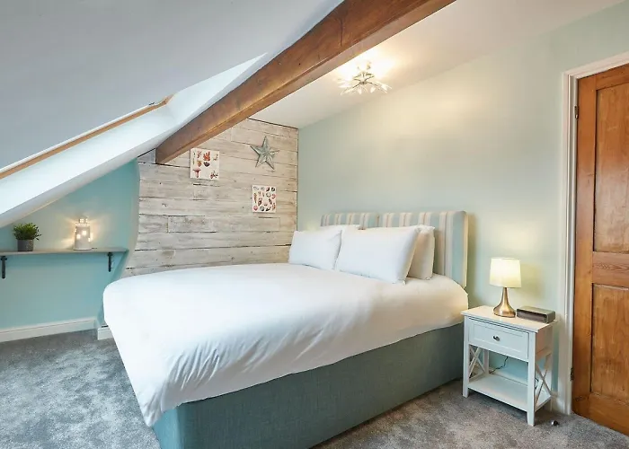 Host & - The Gray Haven Tatil Evi Whitby